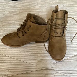 American eagle shoes